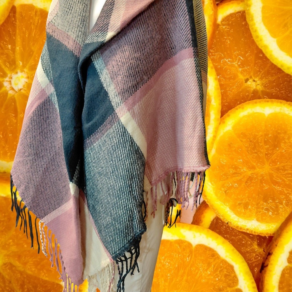 Chic Plaid Poncho Cape Scarf Wrap Button Closure Fringe Trim For Women
